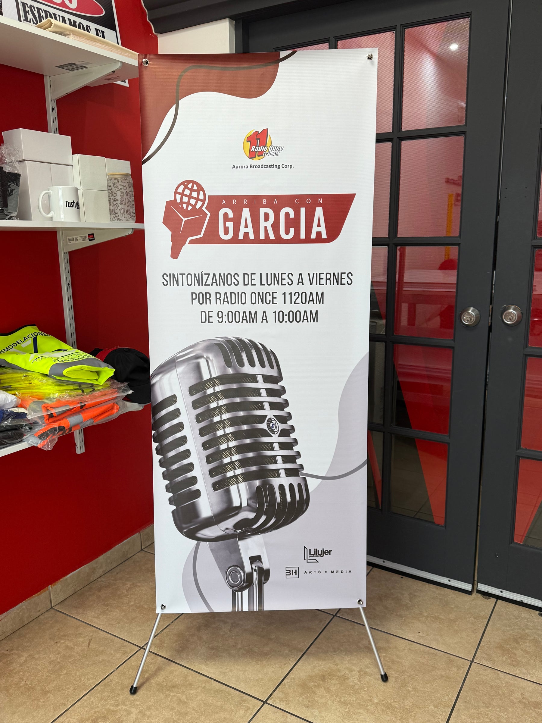 Stand Banner X